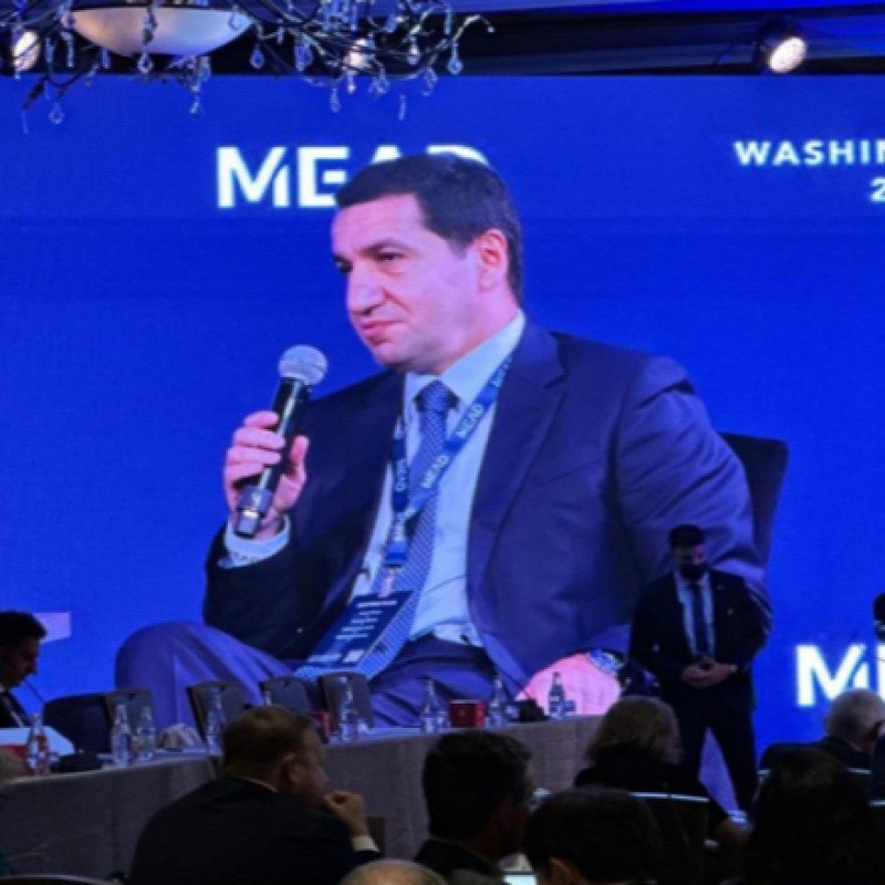 Hikmət Hacıyev Konqresdə sülh gündəliyindən danışıb